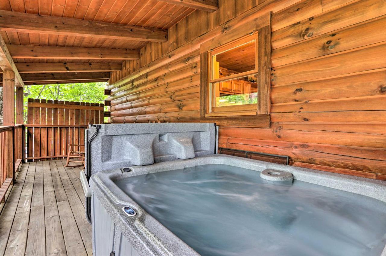 Cabin With Deck And Fireplace Less Than 3 Mi To Dollywood! Pigeon Forge Exterior foto